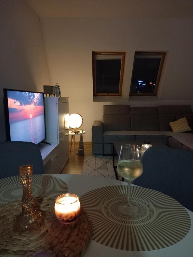 טוזלה Apartment 075 מראה חיצוני תמונה